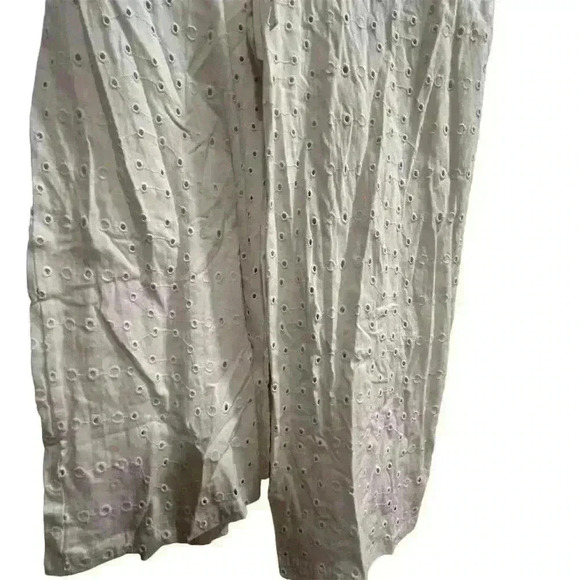 ASOS Women's White Broderie Jumpsuit Size 8 Button Front - Picture 5 of 10